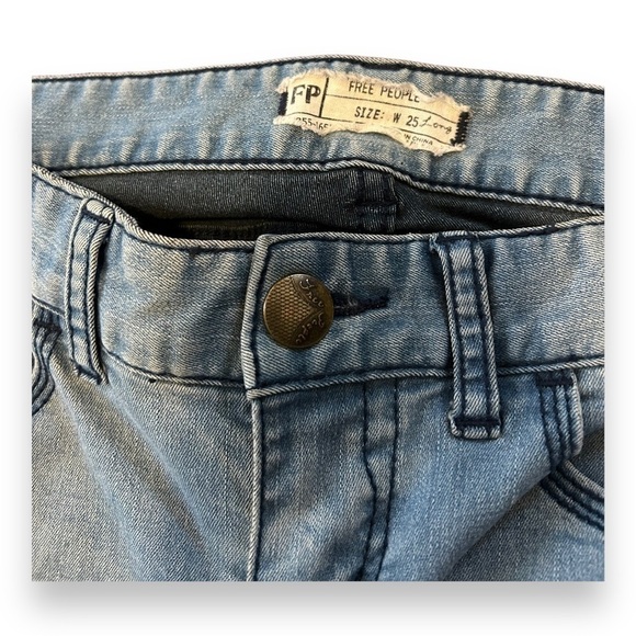 Free People Light Wash Skinny Jean Leggings Stretch Blue Pants Womens 25L - Picture 4 of 5